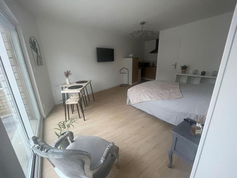 Studio Equipe Apartment Valenciennes Exterior photo